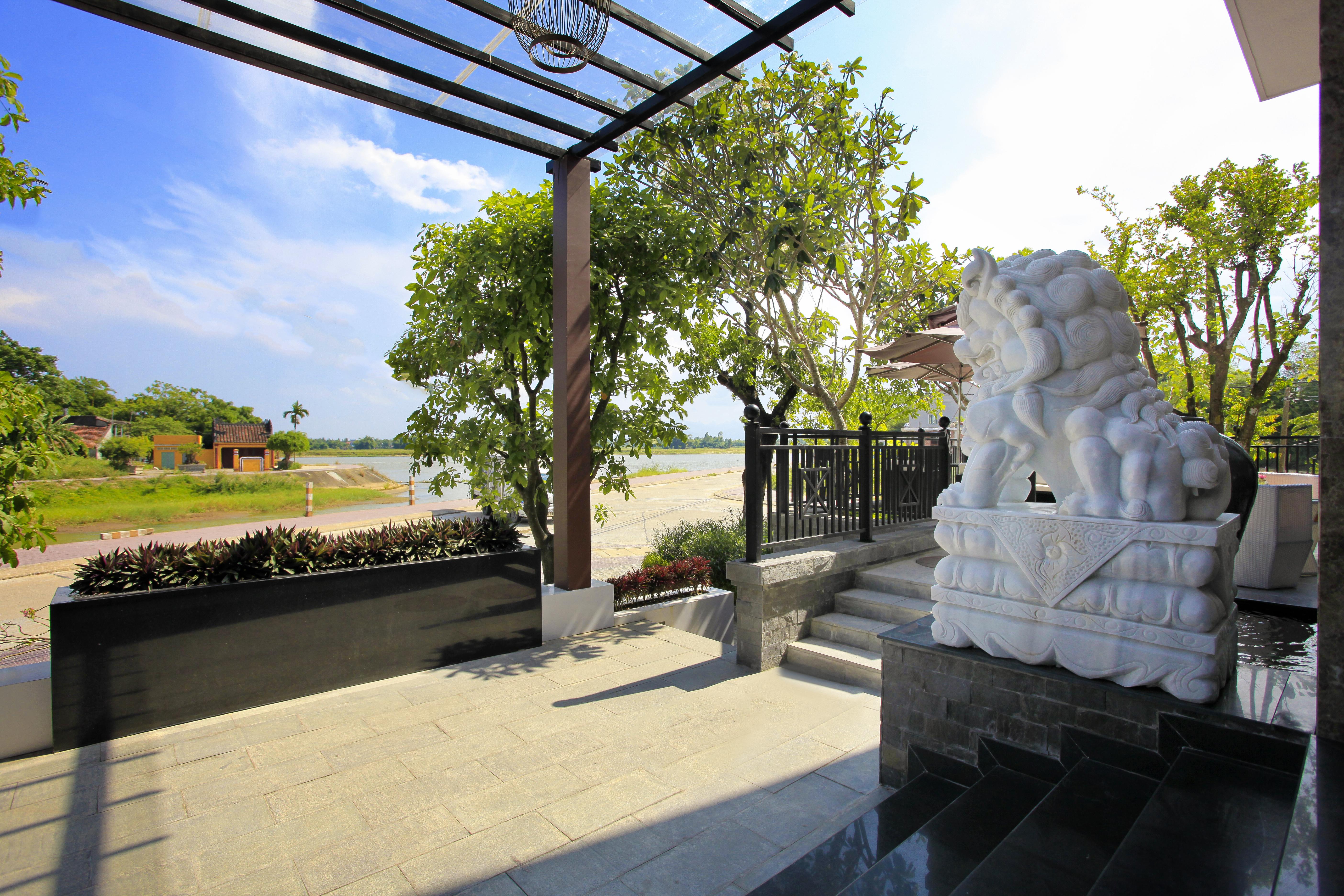 Royal Riverside Hoi An Hotel & Spa Kültér fotó