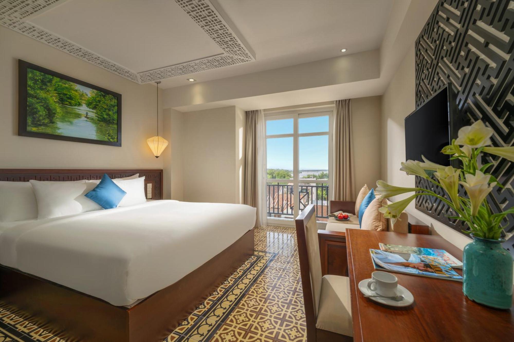 Royal Riverside Hoi An Hotel & Spa Kültér fotó